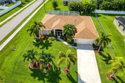 Picture of 914 SW 9Th Ct, Cape Coral, FL 33991