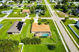 Picture of 914 SW 9Th Ct, Cape Coral, FL 33991