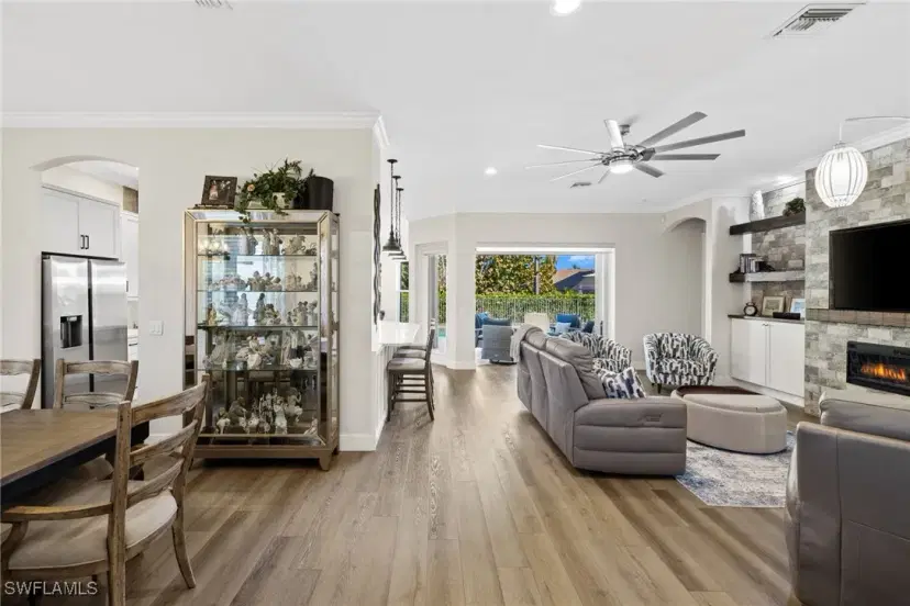 Picture of 3684 Sudbury Ln, Bonita Springs FL 34134