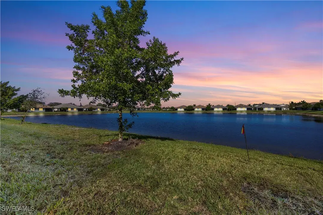 Picture of 1117 Rolling Brook Ln, Naples, FL 34114