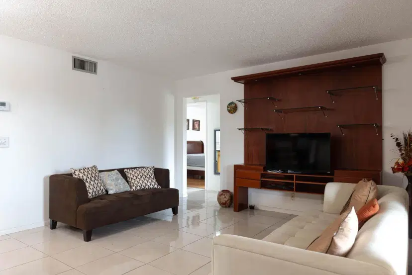 Picture of 337 Knotty Pine Circle D2, Greenacres FL 33463