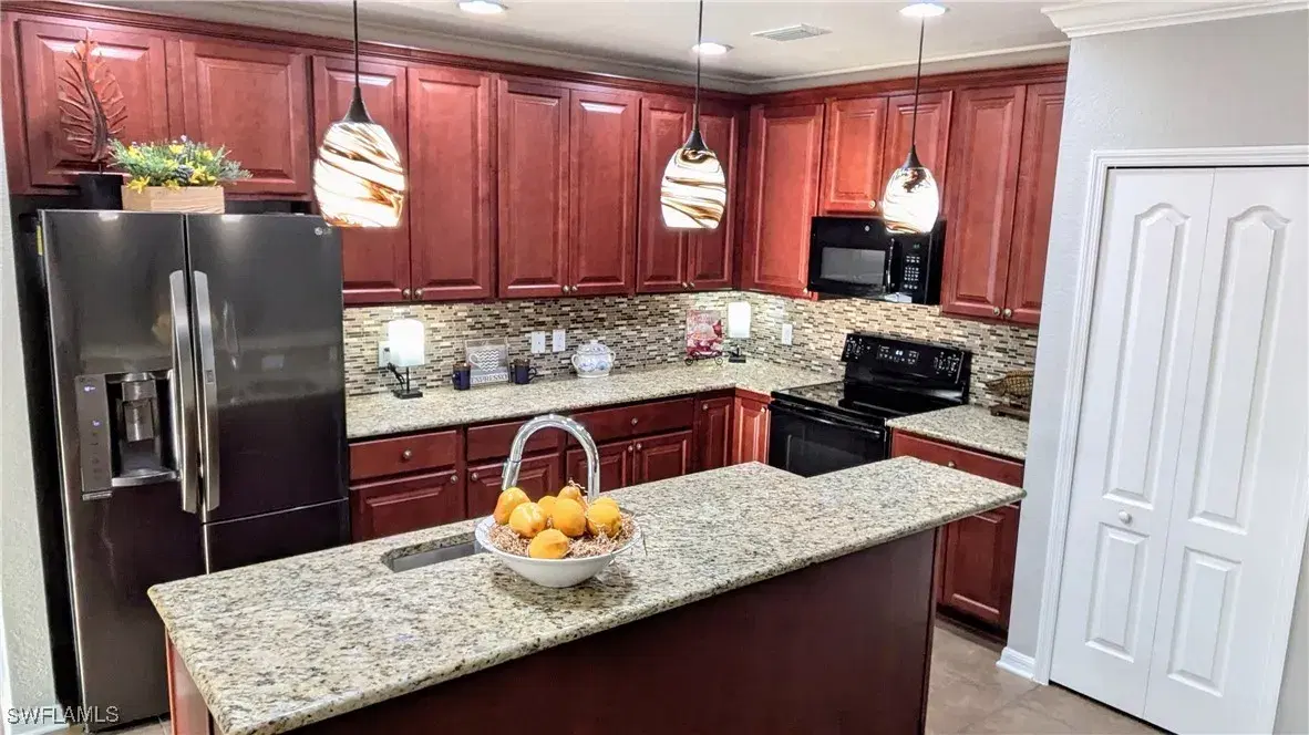 Picture of 1812 NW 37Th Ave, Cape Coral, FL 33993