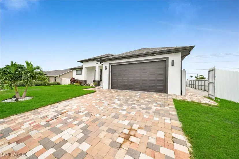 Picture of 1911 NE 15Th Pl, Cape Coral FL 33909