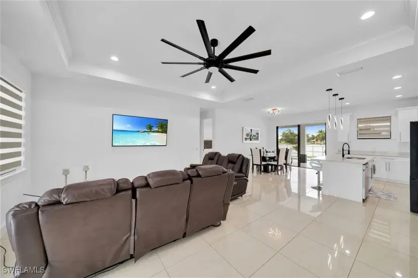 Picture of 1911 NE 15Th Pl, Cape Coral FL 33909
