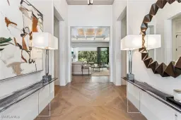 Picture of 2990 Leeward Ln, Naples, FL 34103