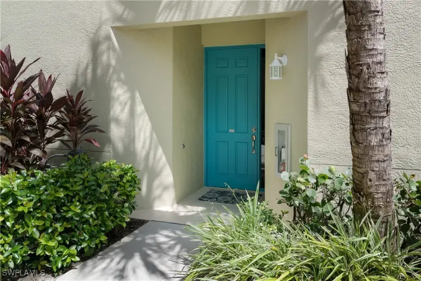 Picture of 1650 Tarpon Bay Dr S 101, Naples FL 34119