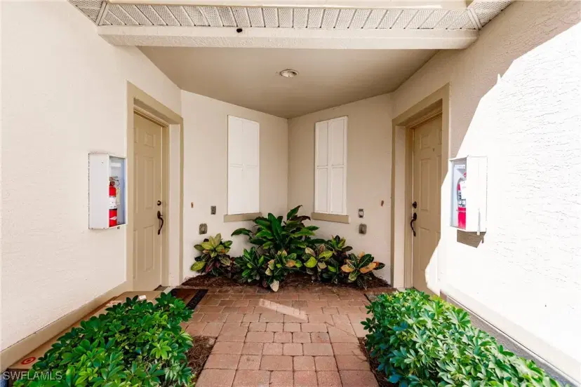Picture of 3011 Meandering Way 202, Fort Myers FL 33905