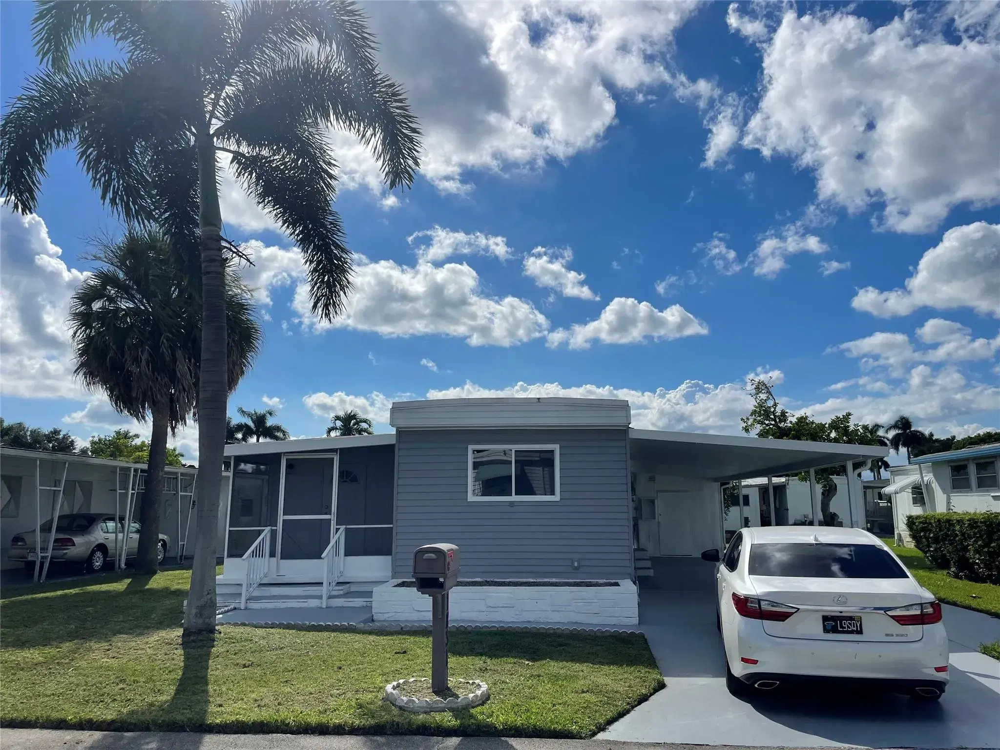Picture of 1831 SW 83Rd Ter, Davie, FL 33324