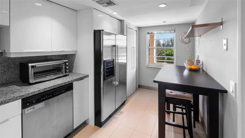 Picture of 535 Oaks Dr 508, Pompano Beach FL 33069