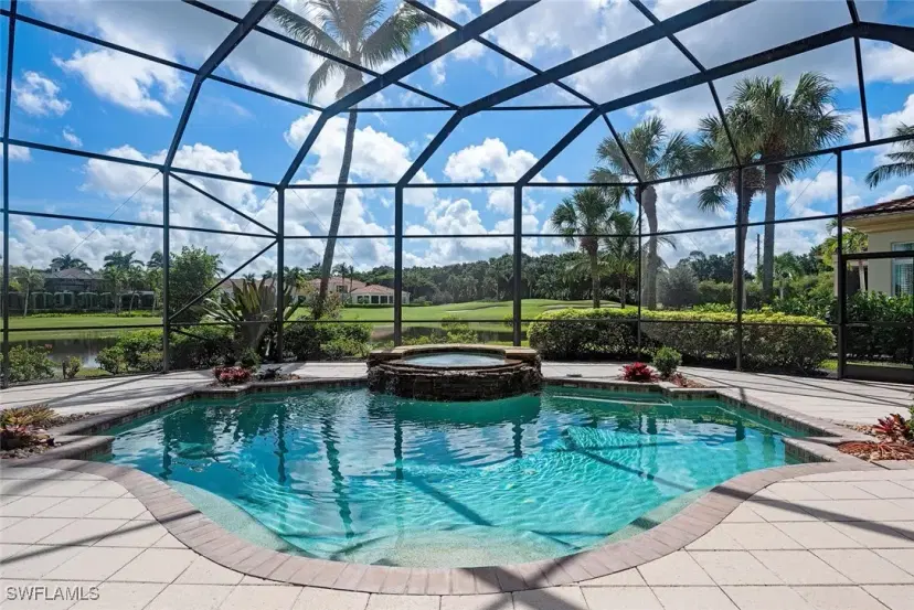 Picture of 2012 Isla Vista Ln, Naples FL 34105