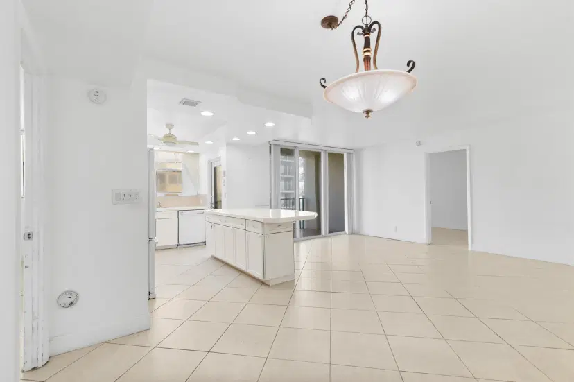 Picture of 1239 Hillsboro Mile 401, Deerfield Beach FL 33441
