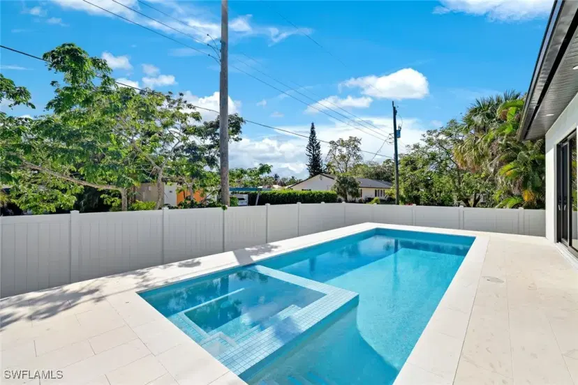 Picture of 1248 Trail Terrace Dr, Naples FL 34103