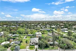Picture of 1248 Trail Terrace Dr, Naples, FL 34103