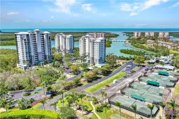 Picture of 430 Cove Tower Dr 403, Naples, FL 34110