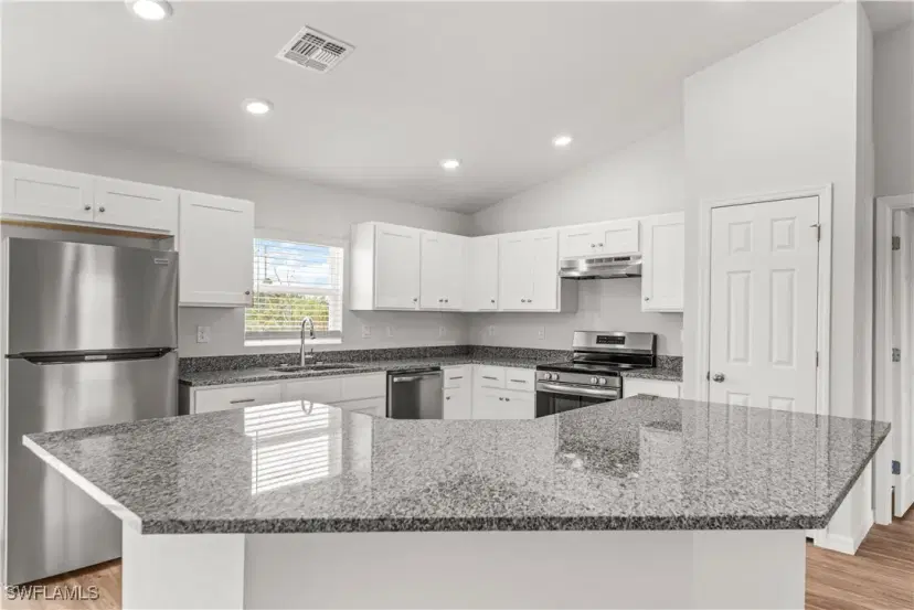 Picture of 3011 NW 16Th Pl, Cape Coral FL 33993