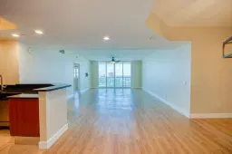 Picture of 2640 Lake Shore Drive 1914, Riviera Beach, FL 33404