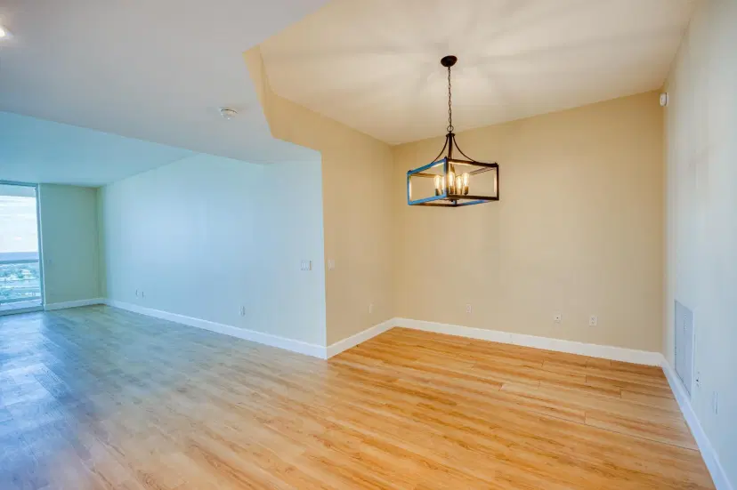 Picture of 2640 Lake Shore Drive 1914, Riviera Beach FL 33404