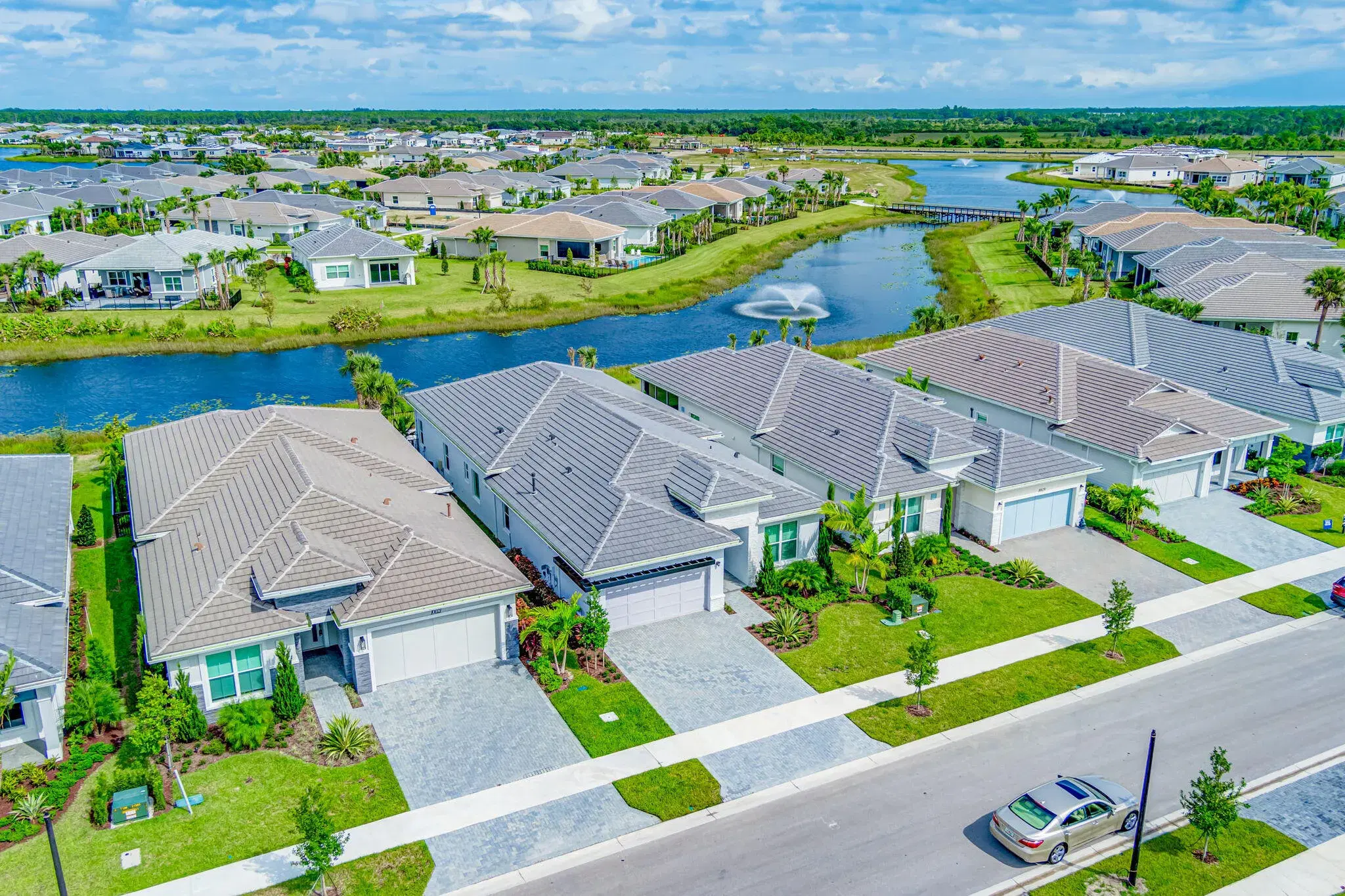 Picture of 10025 Driftwood Way, Palm Beach Gardens, FL 33412