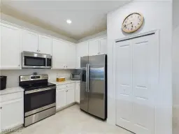 Picture of 2693 Vine Ave, Naples, FL 34120