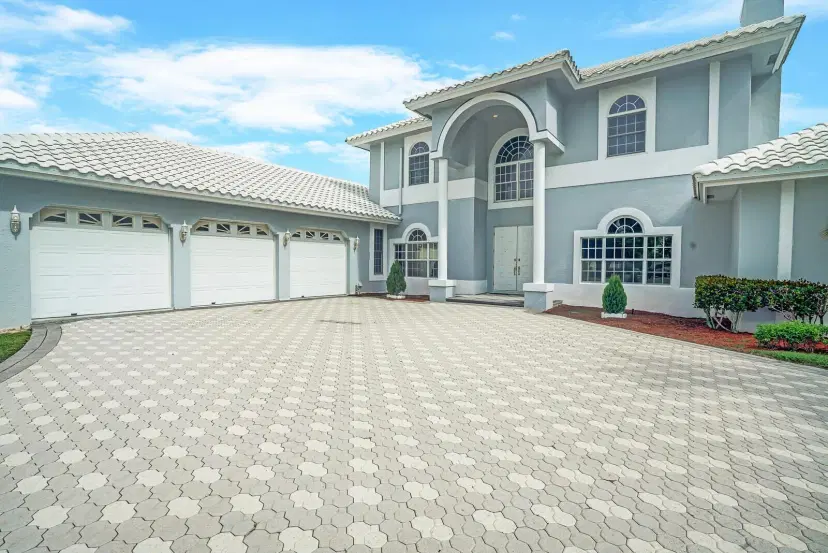 Picture of 2000 Henley Place, Wellington FL 33414
