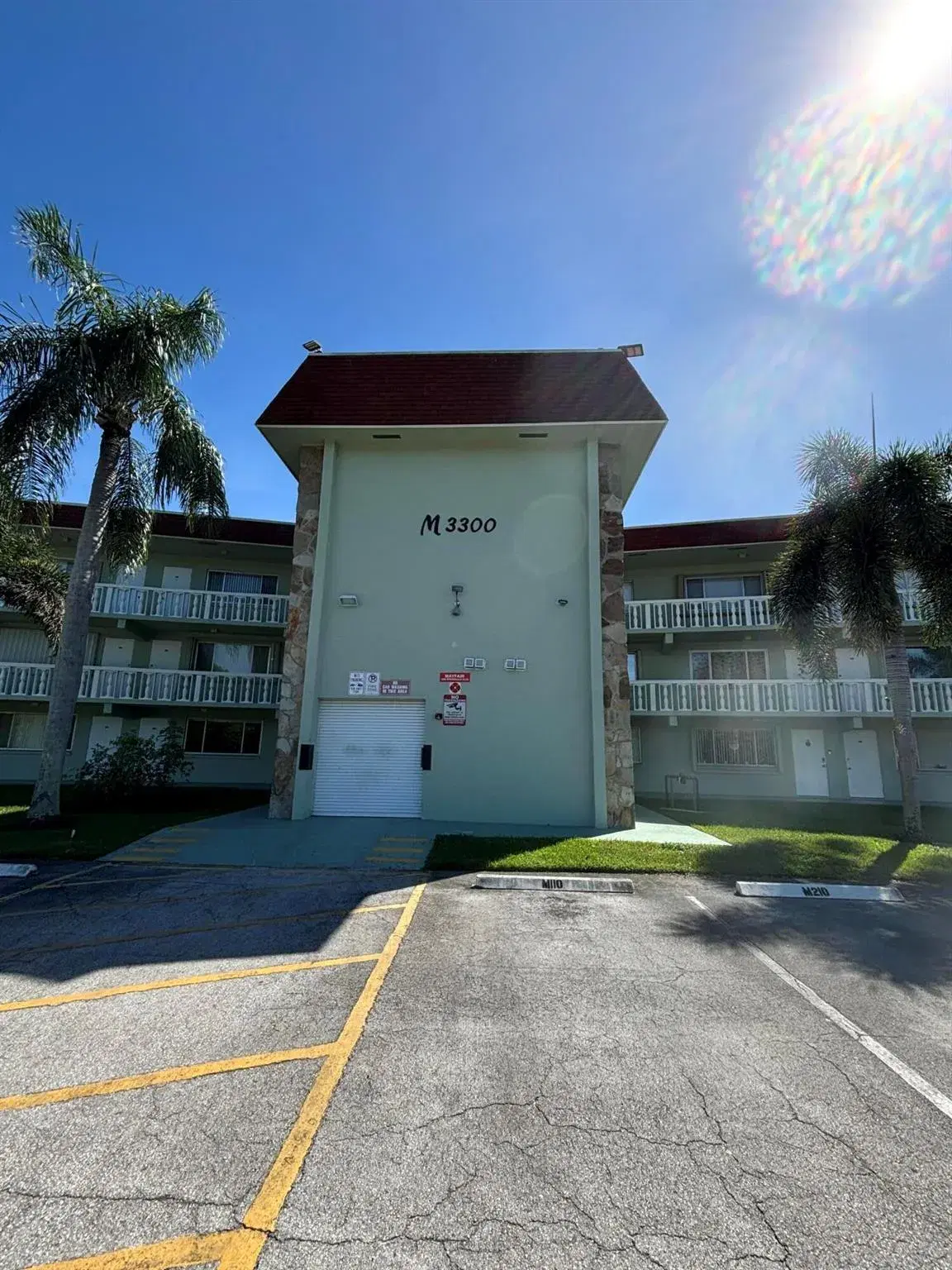 Picture of 3300 Springdale Boulevard 218, Palm Springs, FL 33461