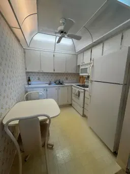 Picture of 3300 Springdale Boulevard 218, Palm Springs, FL 33461