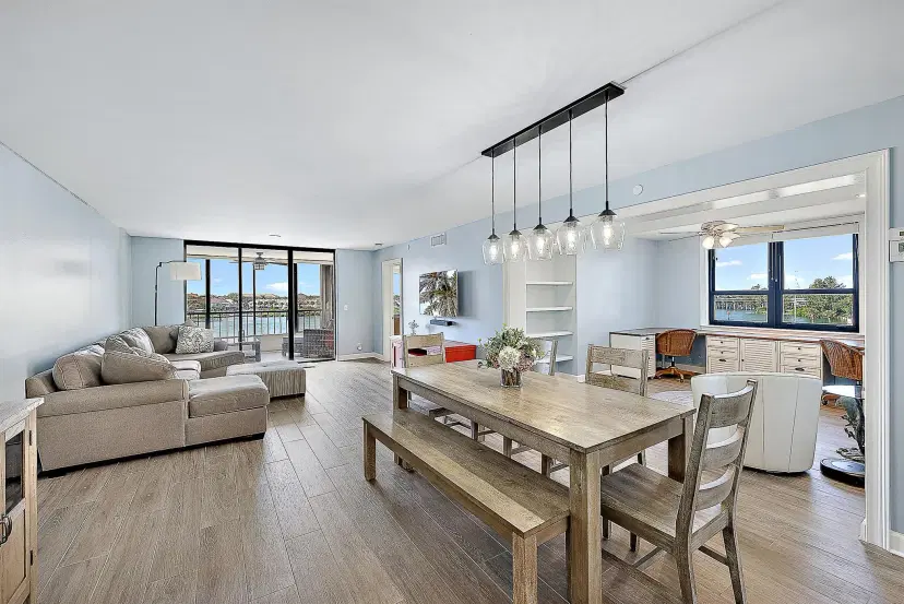 Picture of 1748 Jupiter Cove Drive 517, Jupiter FL 33469