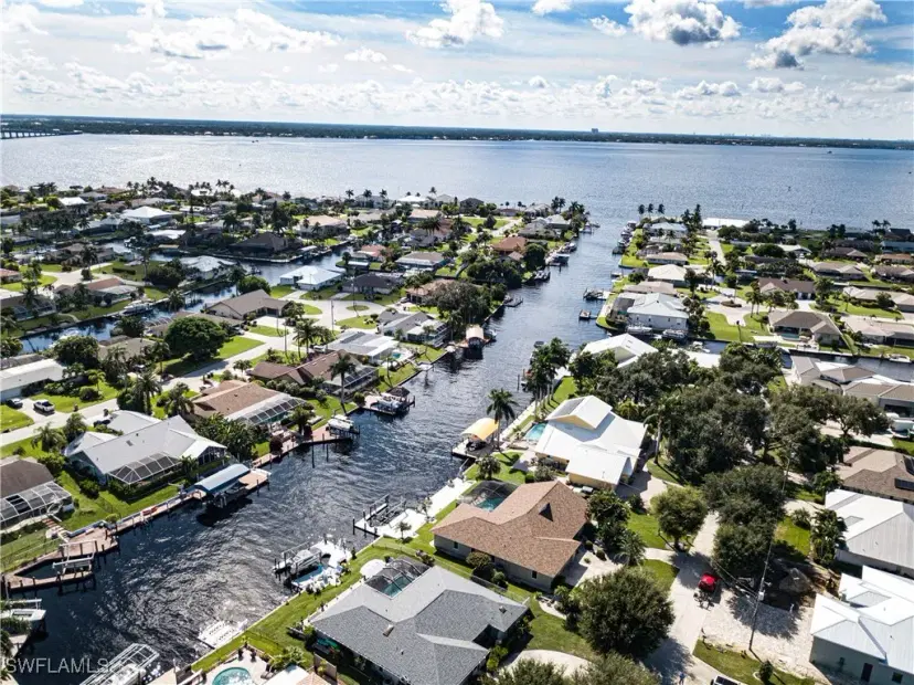 Picture of 2509 SE 24Th Ave, Cape Coral FL 33904