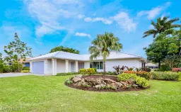 Picture of 2218 Kings Lake Blvd, Naples, FL 34112