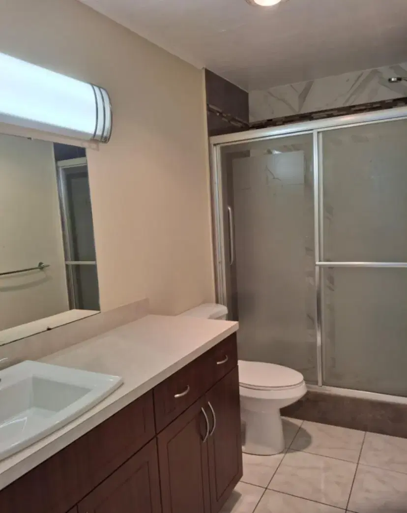 Picture of 1600 Tallwood Ave 404, Hollywood FL 33021