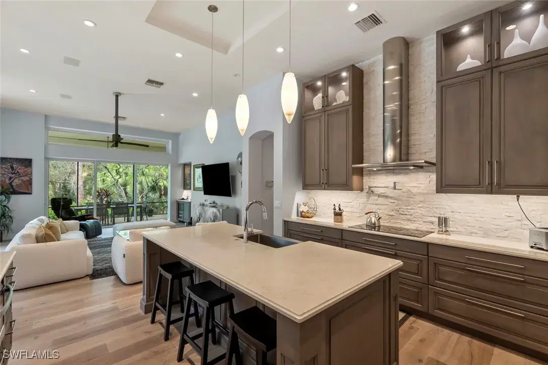 Picture of 12147 Colliers Reserve Dr, Naples, FL 34110