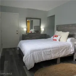 Picture of 8156 Country Rd 106, Fort Myers, FL 33919