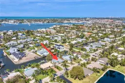 Picture of 1696 Sandpiper St, Naples, FL 34102