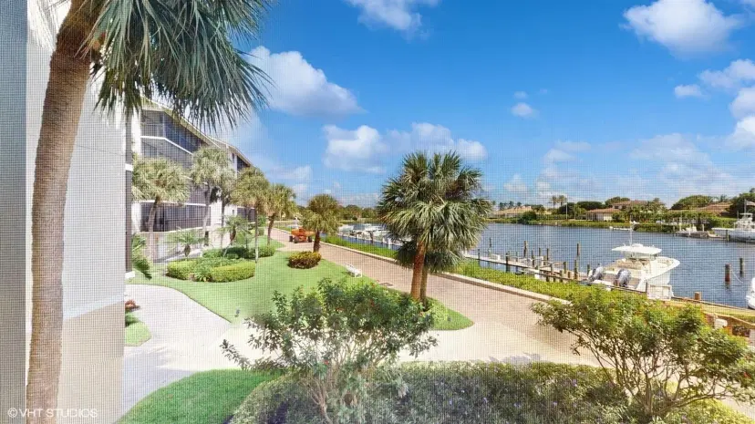 Picture of 16910 Bay Street E 204, Jupiter FL 33477