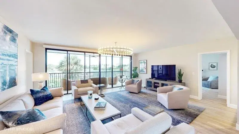 Picture of 16910 Bay Street E 204, Jupiter FL 33477