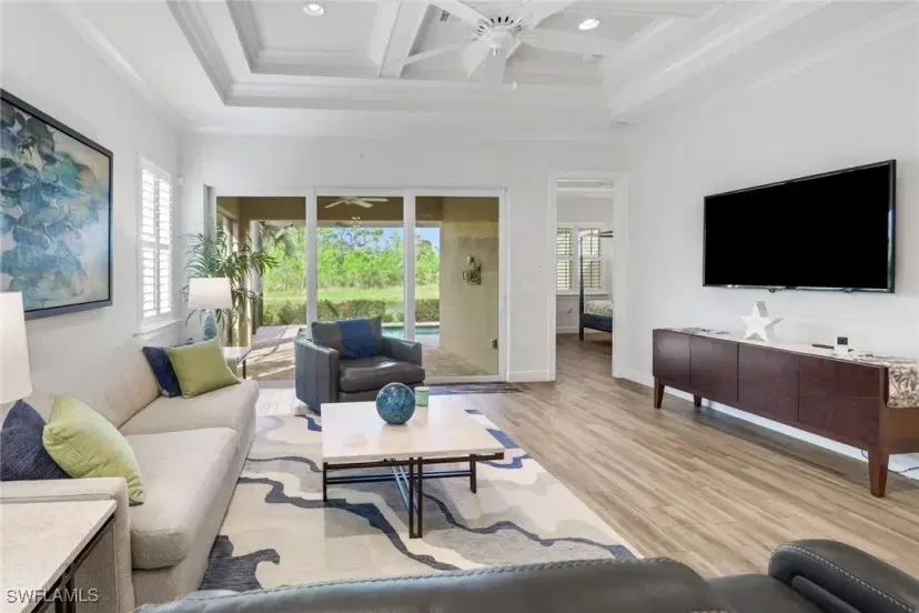 Picture of 7104 Dominica Dr, Naples FL 34113