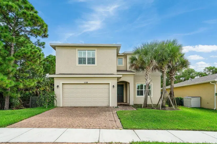 Picture of 1128 NW Leonardo Circle, Port St Lucie FL 34986