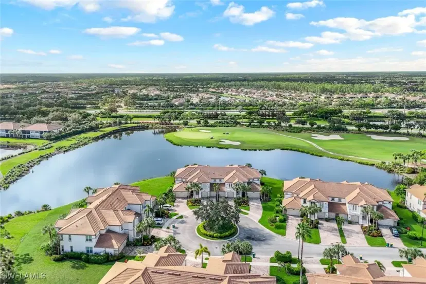 Picture of 9221 Quartz Ln 9-202, Naples FL 34120