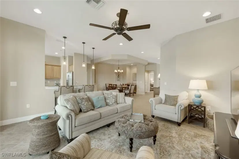 Picture of 9221 Quartz Ln 9-202, Naples FL 34120