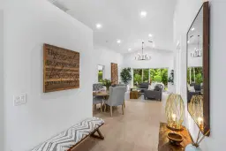 Picture of 404 Woodview Circle, Palm Beach Gardens, FL 33418