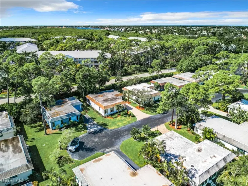 Picture of 375 Carnaby Ct 54, Naples FL 34112