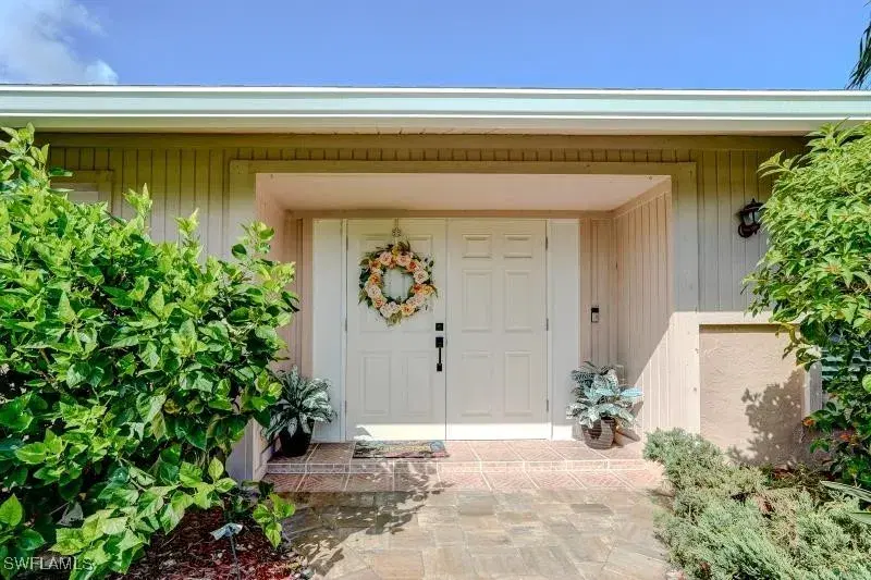 Picture of 15054 Bonaire Cir, Fort Myers FL 33908