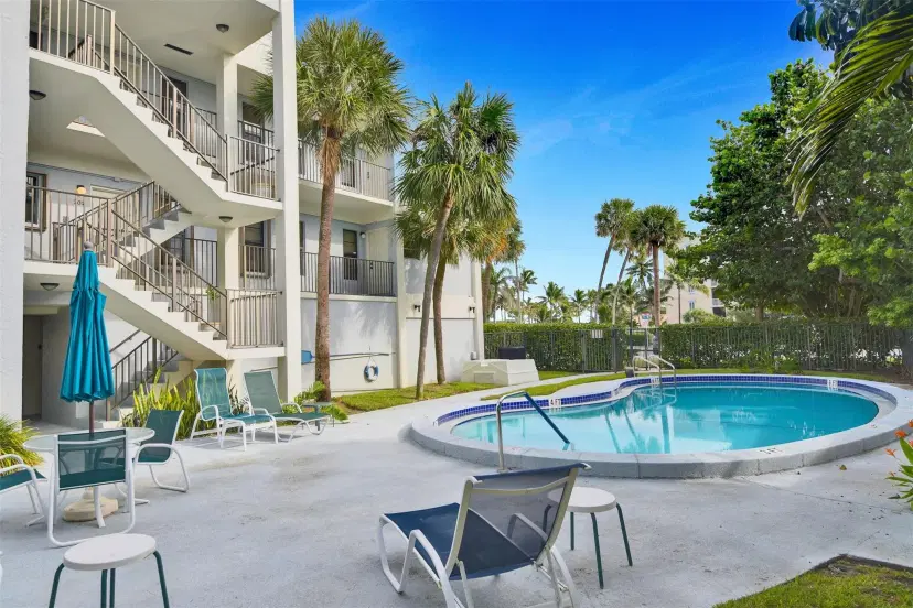 Picture of 445 SE 21St Ave 202, Deerfield Beach FL 33441