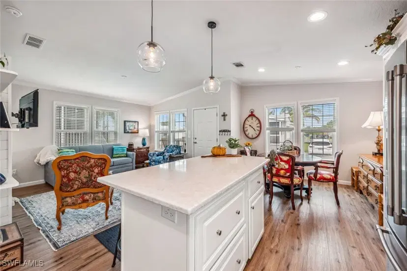 Picture of 11661 Oakdale Dr, Fort Myers FL 33908