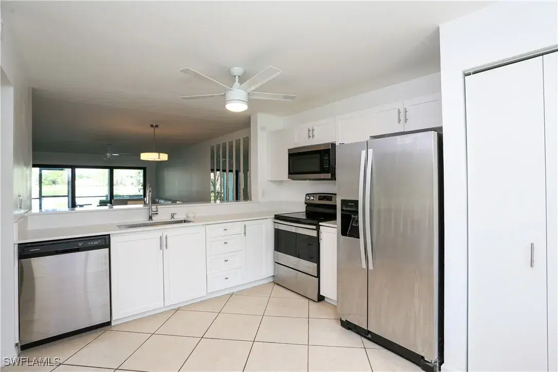 Picture of 5754 Deauville Cir E104, Naples, FL 34112