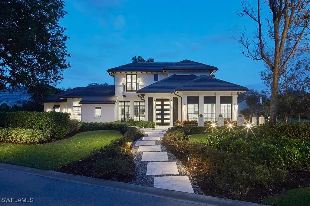 Picture of 803 Shadow Lake Ln, Naples, FL 34108