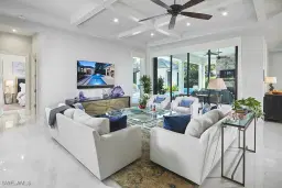 Picture of 803 Shadow Lake Ln, Naples, FL 34108