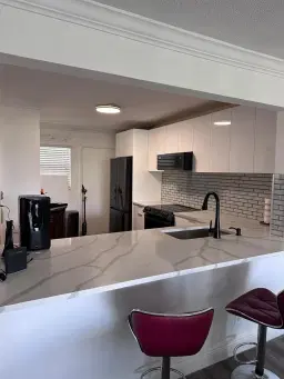 Picture of 1670 NE 191St St 400-3, Miami, FL 33179