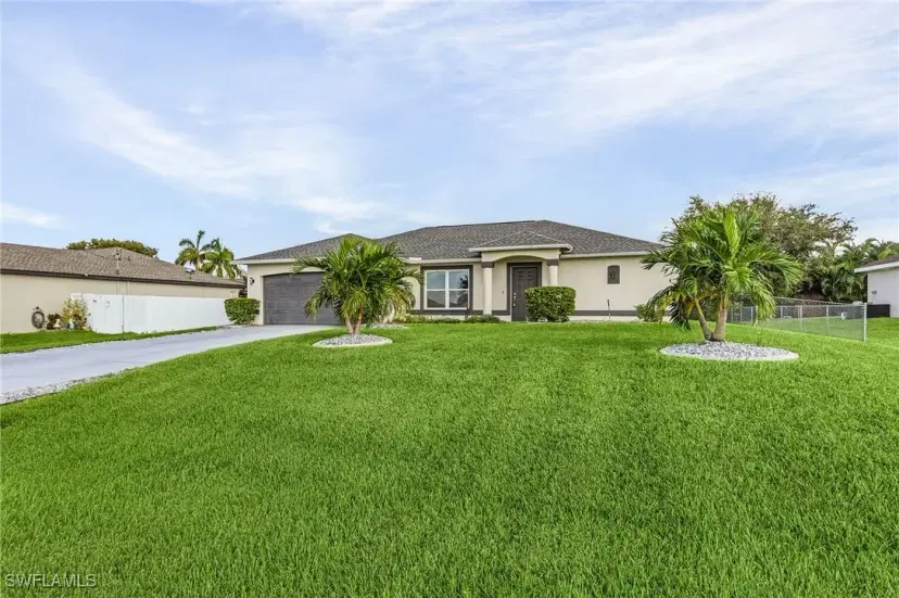 Picture of 1905 SW 11Th St, Cape Coral FL 33991