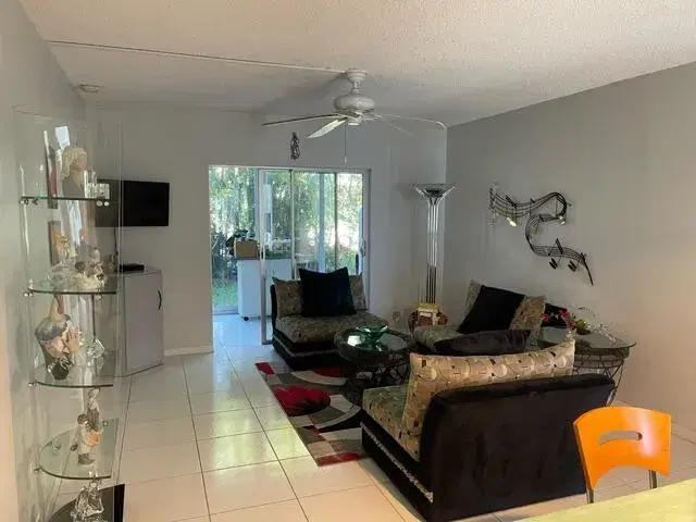 Picture of 1111 Lake Terrace 103, Boynton Beach FL 33426
